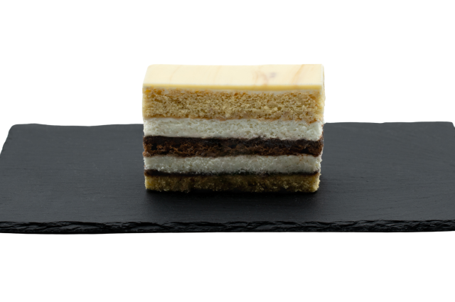 Nutellás kinder torta